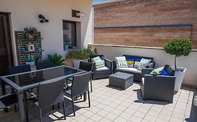 Apartamento Turístico Casa Museo Parking y Cargador